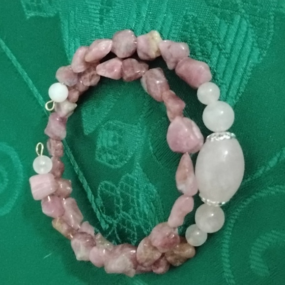 🩷Hand Crafted Rose Quartz And Raw Pink Tourmaline Bracelet🩷 - Picture 2 of 6